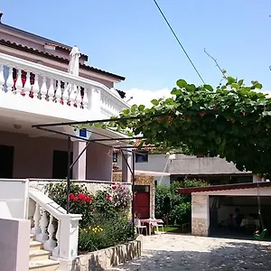  Apartamento Jaklin